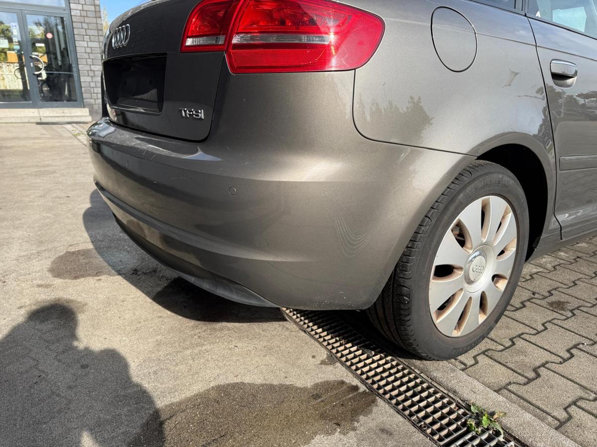 Audi A3 8P original Stoßstange Stoßfänger hinten LY1P Dakotagrau Sportback BJ12